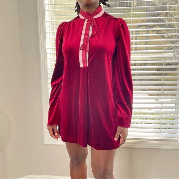 VINTAGE Barad & Co Velvet Velour Nightgown Tie Neck Puff Shoulder Mini Dress - Picture 4 of 16